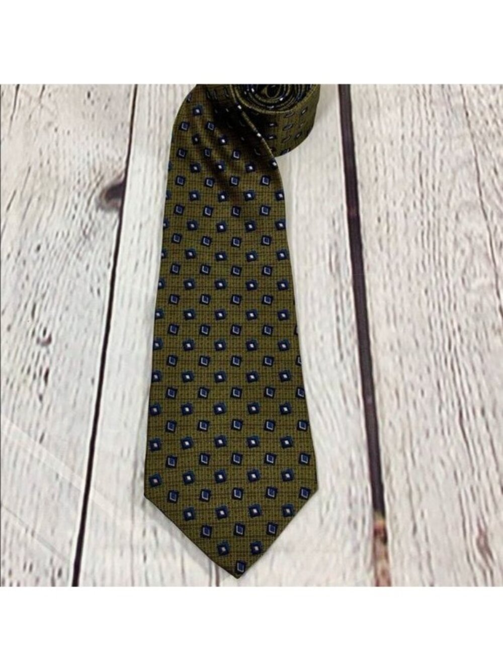 ZYLOS GEORGE MACHADO OLIVE GREEN SILK TIE USA/ITALY